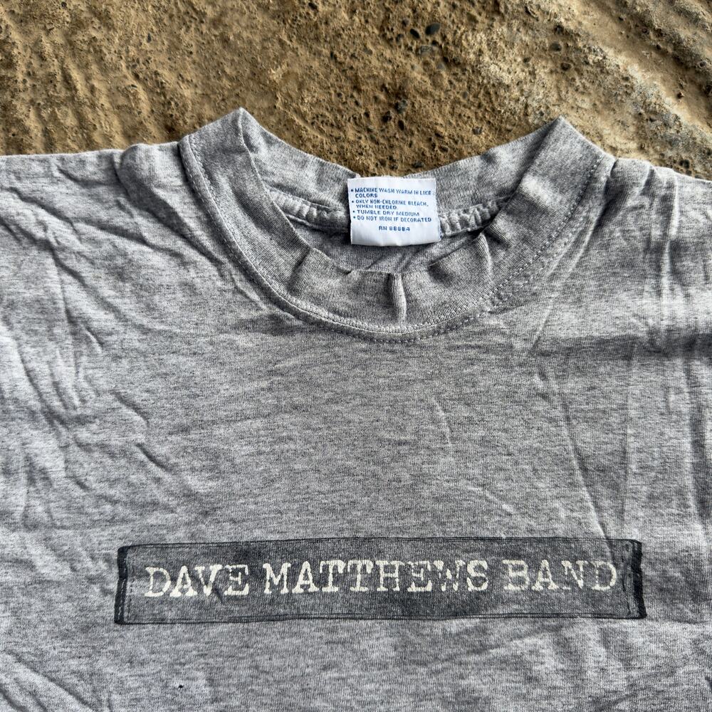 Vintage Dave Matthews Band Concert T-Shirt 2002 Spring Tour Size Medium Gray
